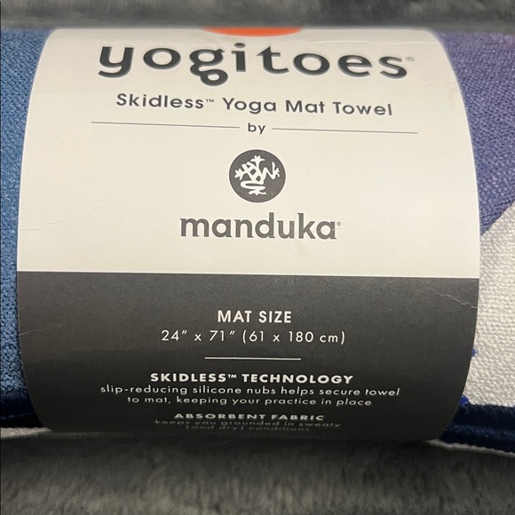 NWT Manduka Yogitoes Yoga Mat Towel - Amethyst Array & Manduka Unfold Mat Strap - Picture 2 of 6
